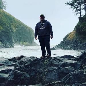 Meet your Posher, Adam